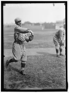 Baseball, professional players, between 1913 and 1917. Creator: Harris & Ewing