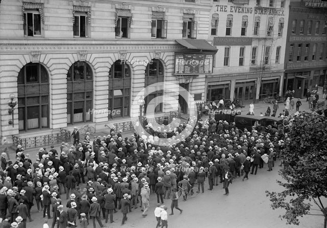 Baseball, Professional - Score Board; Star Building, 1917. Creator: Harris & Ewing.