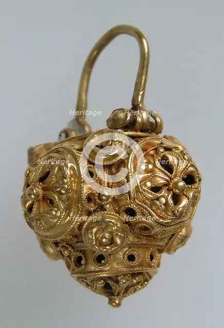 Basket Earring, Byzantine, 10th-11th century. Creator: Unknown.