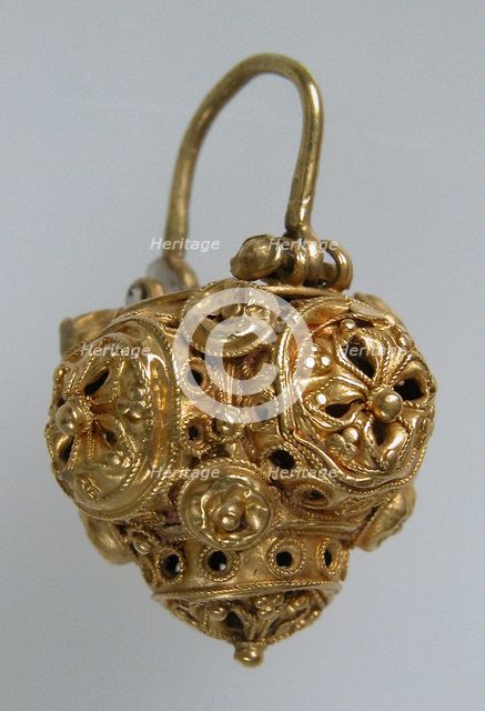Basket Earring, Byzantine, 10th-11th century. Creator: Unknown.