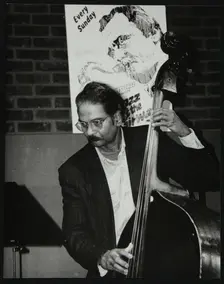 Bassist Val Mannix playing at The Fairway, Welwyn Garden City, Hertfordshire, 1998. Creator: Denis Williams