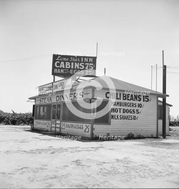 Between Tulare and Fresno on U.S. 99, 1939. Creator: Dorothea Lange.
