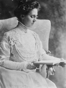 Beulah Kennard, between c1910 and c1915. Creator: Bain News Service