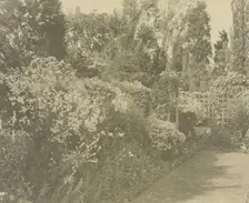 "Beacon Hill House," Arthur Curtiss James house, Beacon Hill Road, Newport, Rhode Island., 1917. Creator: Frances Benjamin Johnston