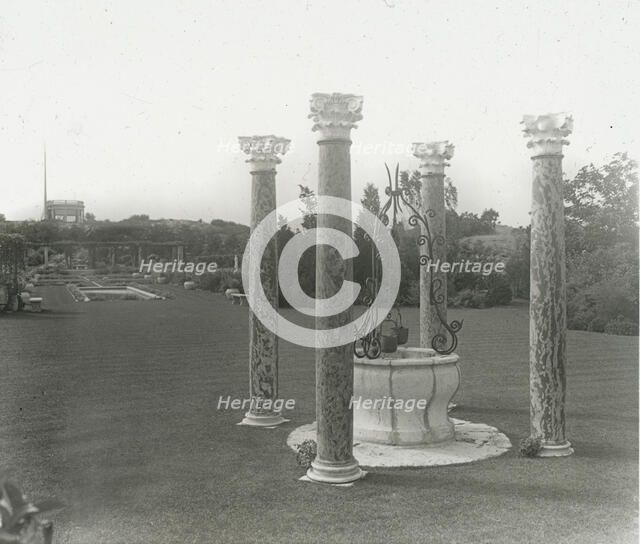 "Beacon Hill House," Arthur Curtiss James house, Beacon Hill Road, Newport, Rhode Island, 1917. Creator: Frances Benjamin Johnston.
