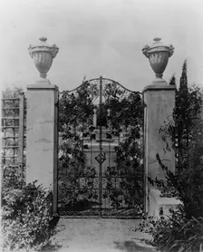 "Beacon Hill House," Arthur Curtiss James house, Newport, Rhode Island, 1917. Creator: Frances Benjamin Johnston
