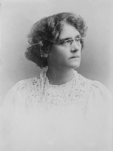 Beatrice Harraden, 1913. Creators: Bain News Service, George Graham Bain