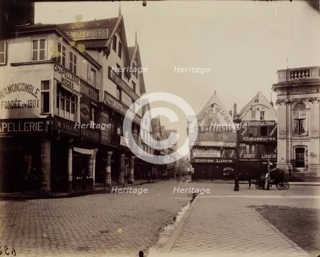 Beauvais-Cour. Place Hotel de Ville, between late 19th and early 20th century. Creator: Eugene Atget.