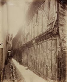 Beauvais - Rue des Cuvettes, between late 19th and early 20th century. Creator: Eugene Atget