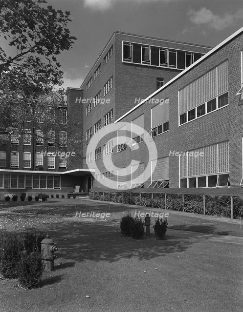 Becton Dickinson, East Rutherford, New Jersey, 1953. Creator: Gottscho-Schleisner, Inc.