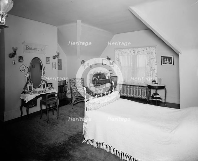 Bedroom, residence of Mr. Fair, 40 Putnam Avenue, Detroit, Mich., between 1905 and 1915. Creator: Unknown.