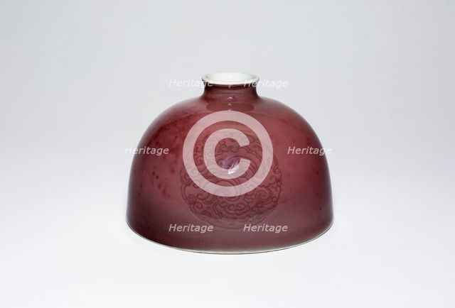 Beehive-Shaped Water Coupe, Qing dynasty (1644-1911), spurious Kangxi reign mark, 20th century. Creator: Unknown.