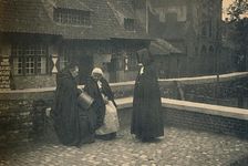 Behind the Gruuthuse. Types of Bruges c1910