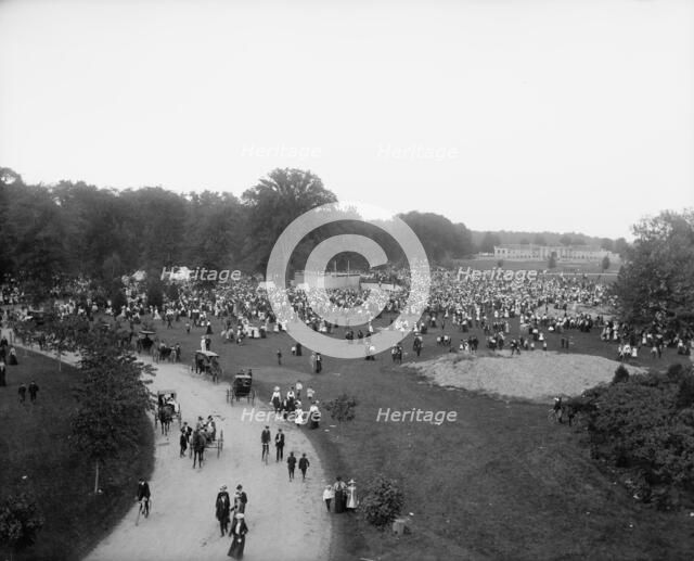 Belle Isle Park, concert on Children's Day, Detroit, Mich., 1902 June 4. Creator: Unknown.