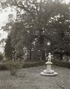 "Belmont," Gari Melchers house, 224 Washington Street, Fredericksburg, Virginia, c1927 - 1929. Creator: Frances Benjamin Johnston