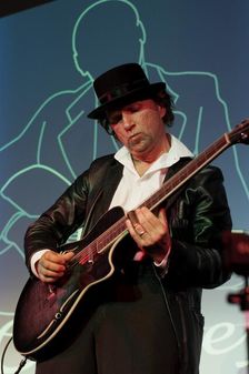 Ben Tyzack, Crawley Blues Festival, Hawth, Crawley, Oct 2015. Artist: Brian O'Connor