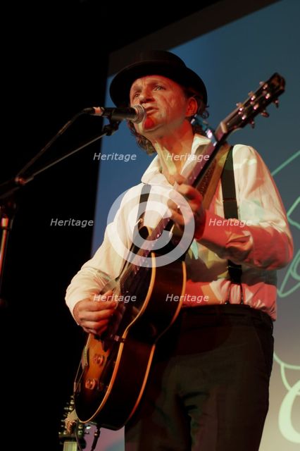 Ben Tyzack, Crawley Blues Festival, Hawth, Crawley, Oct 2015. Artist: Brian O'Connor.