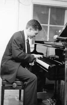 Benny Green, Tenor Clef, Hoxton Square, London, 1992. Creator: Brian O'Connor