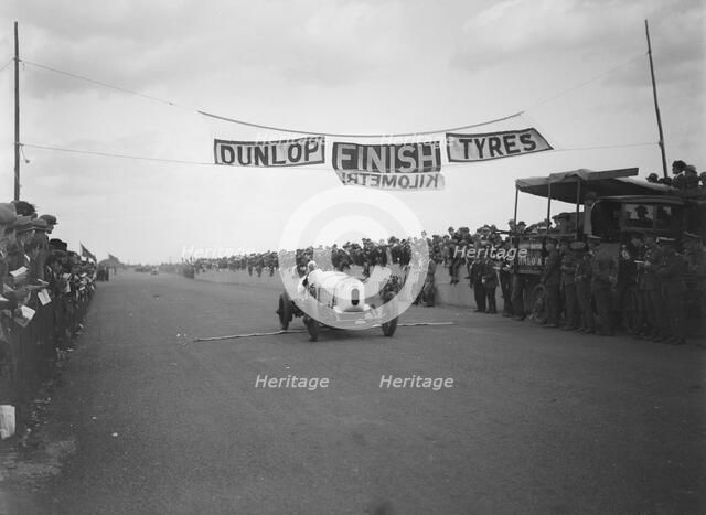 Bentley TT of Frank Clement at the finish of the Southsea Speed Carnival, Hampshire. 1922. Artist: Bill Brunell.