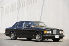 Bentley Turbo R 1986. Artist: Simon Clay