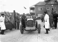 Bentley at Brooklands, 1938 or 1939. Artist: Bill Brunell