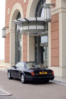 Bentley Continental 2001. Artist: Simon Clay