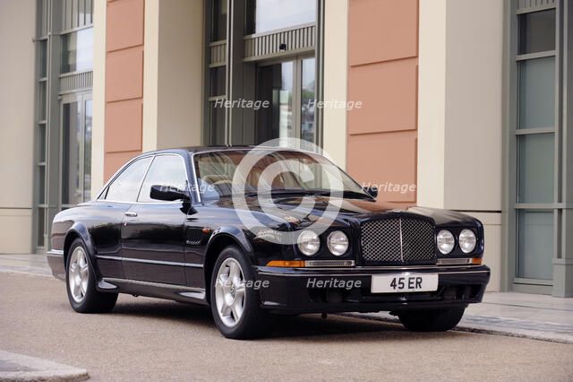 Bentley Continental 2001. Artist: Simon Clay.