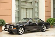 Bentley Continental 2001. Artist: Simon Clay