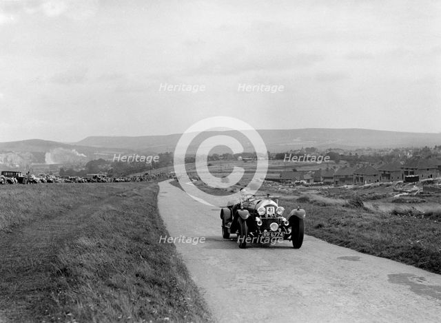 Bentley of Captain CHD Berthon competing at the Lewes Speed Trials, Sussex, 1938. Artist: Bill Brunell.