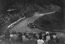 Bentley of Eddie Hall competing in the Shelsley Walsh Hillclimb, Worcestershire, 1935. Artist: Bill Brunell