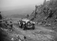 Bentley of M Durand competing in the MCC Edinburgh Trial, 1929. Artist: Bill Brunell