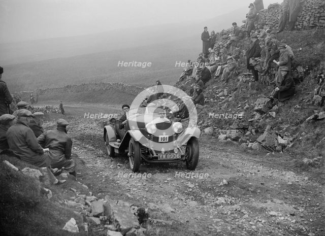 Bentley of M Durand competing in the MCC Edinburgh Trial, 1929. Artist: Bill Brunell.