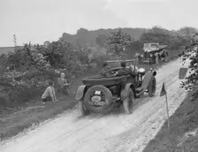 Bentley of SB Harris taking part in the North West London Motor Club Trial, 1 June 1929. Artist: Bill Brunell