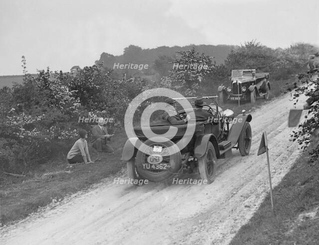 Bentley of SB Harris taking part in the North West London Motor Club Trial, 1 June 1929. Artist: Bill Brunell.