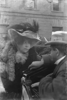 Bernhardt, Sarah, and unidentified man, portrait photograph, 1906 Apr. Creator: Arnold Genthe