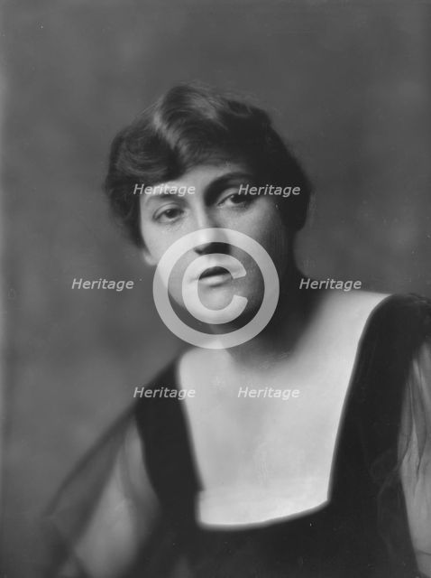 Bernstein, Theodore, Mrs., portrait photograph, 1916. Creator: Arnold Genthe.