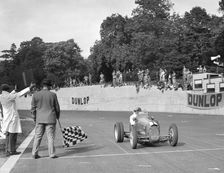 Bert Hadley's Austin winning the Imperial Trophy, Crystal Palace, 1939. Artist: Bill Brunell