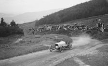 Bertie Kensington Moir's Bentley stripped 2-seater, Caerphilly Hillclimb, Wales, 1923. Artist: Bill Brunell