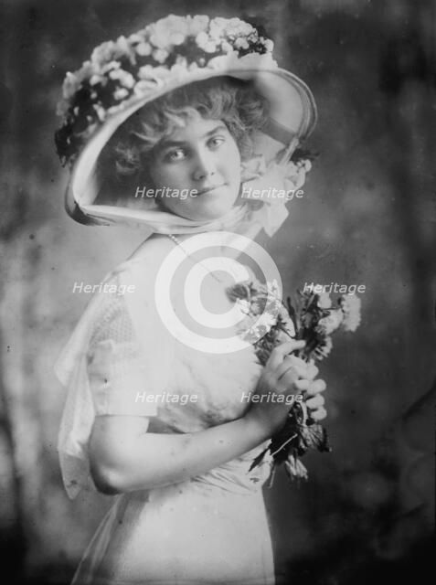 Bessie Yoakum, between c1910 and c1915. Creator: Bain News Service.