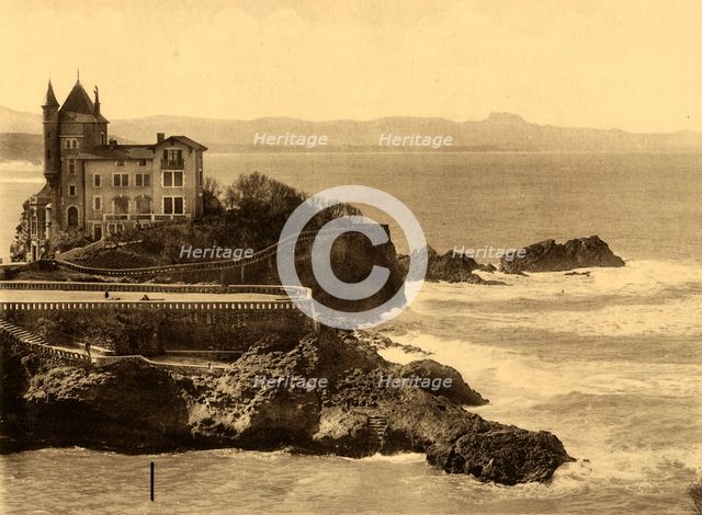 'Biarritz - La Villa Belza et la Chaine des Pyrenees, c1930. Creator: Unknown.