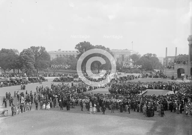 Bible Society Open Air Meeting, East Front of The Capitol, 1917. Creator: Harris & Ewing.