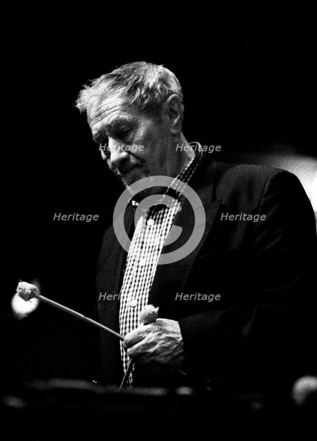 Bill Le Sage, Watermill Jazz Club, Dorking, Surrey, April 2000. Artist: Brian O'Connor.