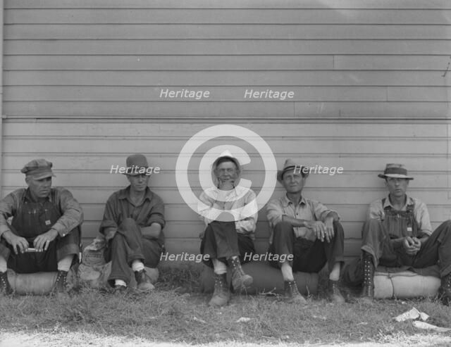 Bindle stiffs in town three weeks before opening of Klamath..., Tule Lake, Siskiyou County, CA, 1939 Creator: Dorothea Lange.