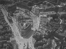 Bird's-eye view of the surroundings of Bush House, London, 1924