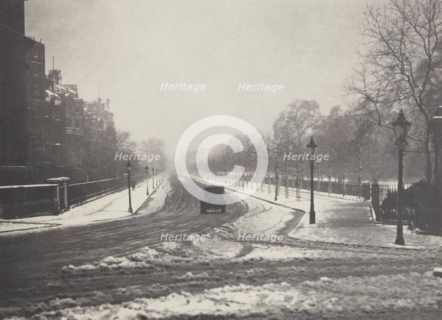 Birdcage walk. From the album: Photograph album - London, 1920s. Creator: Harry Moult.