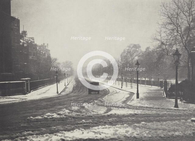 Birdcage walk. From the album: Photograph album - London, 1920s. Creator: Harry Moult.