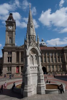 Birmingham, nr Town Hall, B'ham, 2009. Creator: Ethel Davies