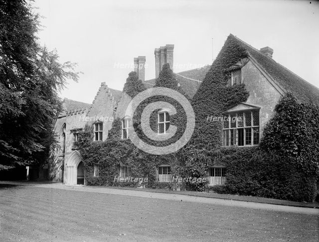 Bisham Abbey, Bisham, Berkshire, 1885. Artist: Henry Taunt