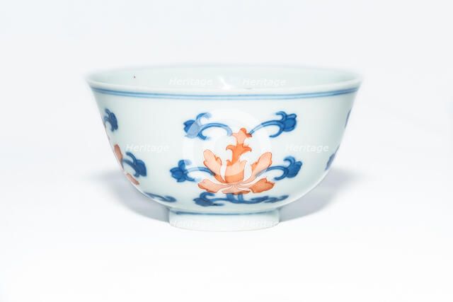 Blue and white cup with red enamel, 1908. Artist: Unknown.