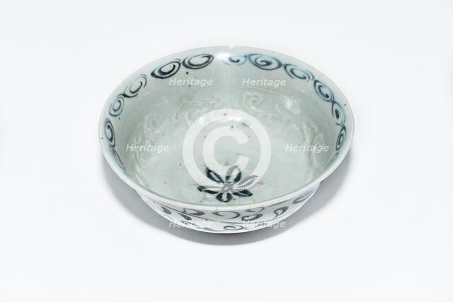 Blue and white bowl, 13th century. Artist: Unknown.